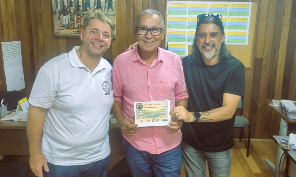 Secretário de Cultura Aroldo Brito(Centro) Alexandre Polydoro (Esq) Carlos Santana (Dir)